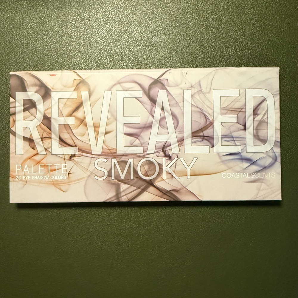 Coastal Scents Revealed Smoky Eyeshadow Palette